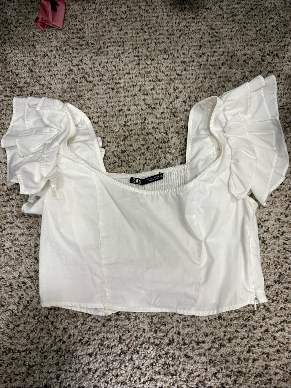 Zara White Ruffle Sleeve Crop Top⭐️ Used - like new (worn once)⭐️